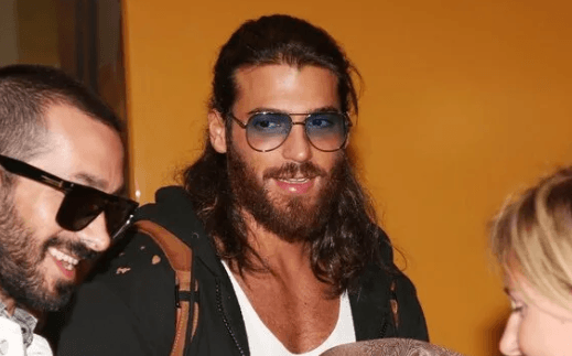 Atina'da Can Yaman rüzgarı! 6