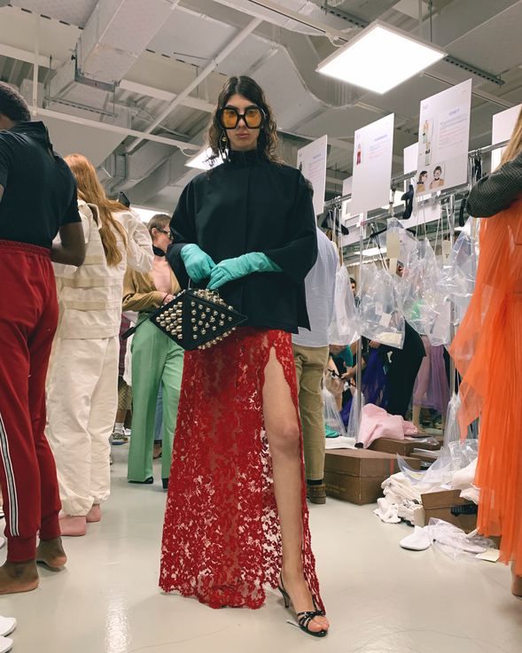 Gucci defilesinde yürüyen ilk Türk: Öykü Baştaş! 2