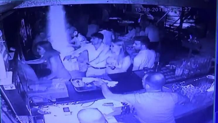 Gizli bölmelerde 27 kaçak konsomatris yakalandı! 7