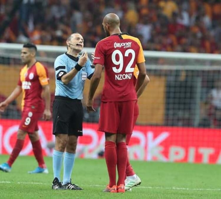 Cüneyt Çakır'dan derbiye damga vuran karar! 11