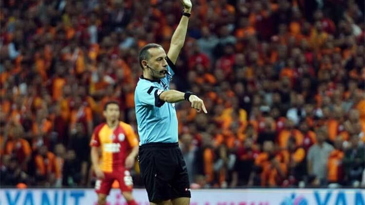 Cüneyt Çakır'dan derbiye damga vuran karar! 7
