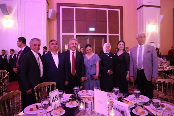 Özışık ailesinin mutlu günü! 15