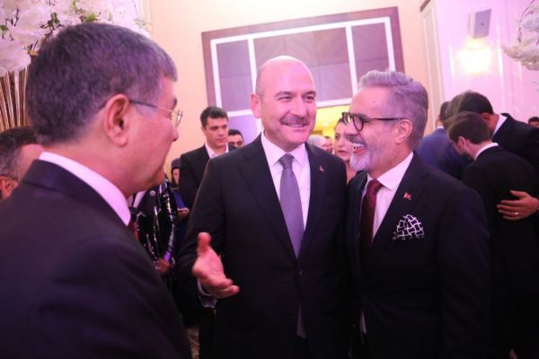 Özışık ailesinin mutlu günü! 9