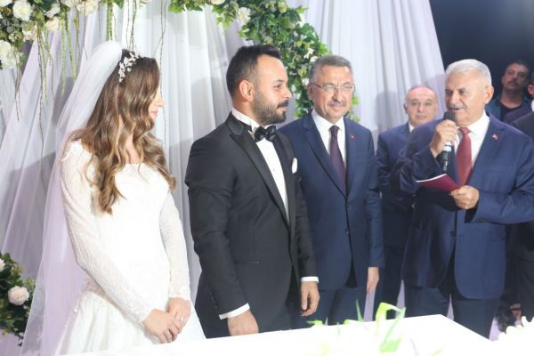 Özışık ailesinin mutlu günü! 1