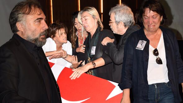 Usta oyuncu son yolculuğuna uğurlandı! 11