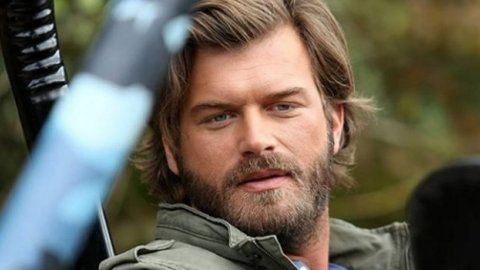 Kıvanç Tatlıtuğ yapımcılığa soyunuyor! 10