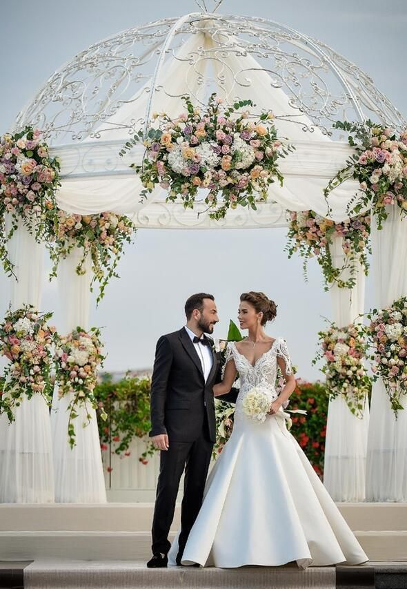 Bensu Soral'dan romantik kutlama! 7