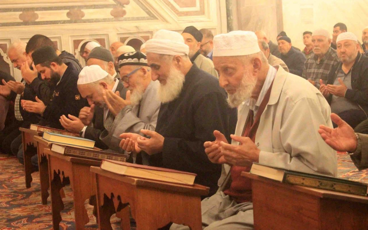 90 bin camide Mehmetçik için dua edildi! 24