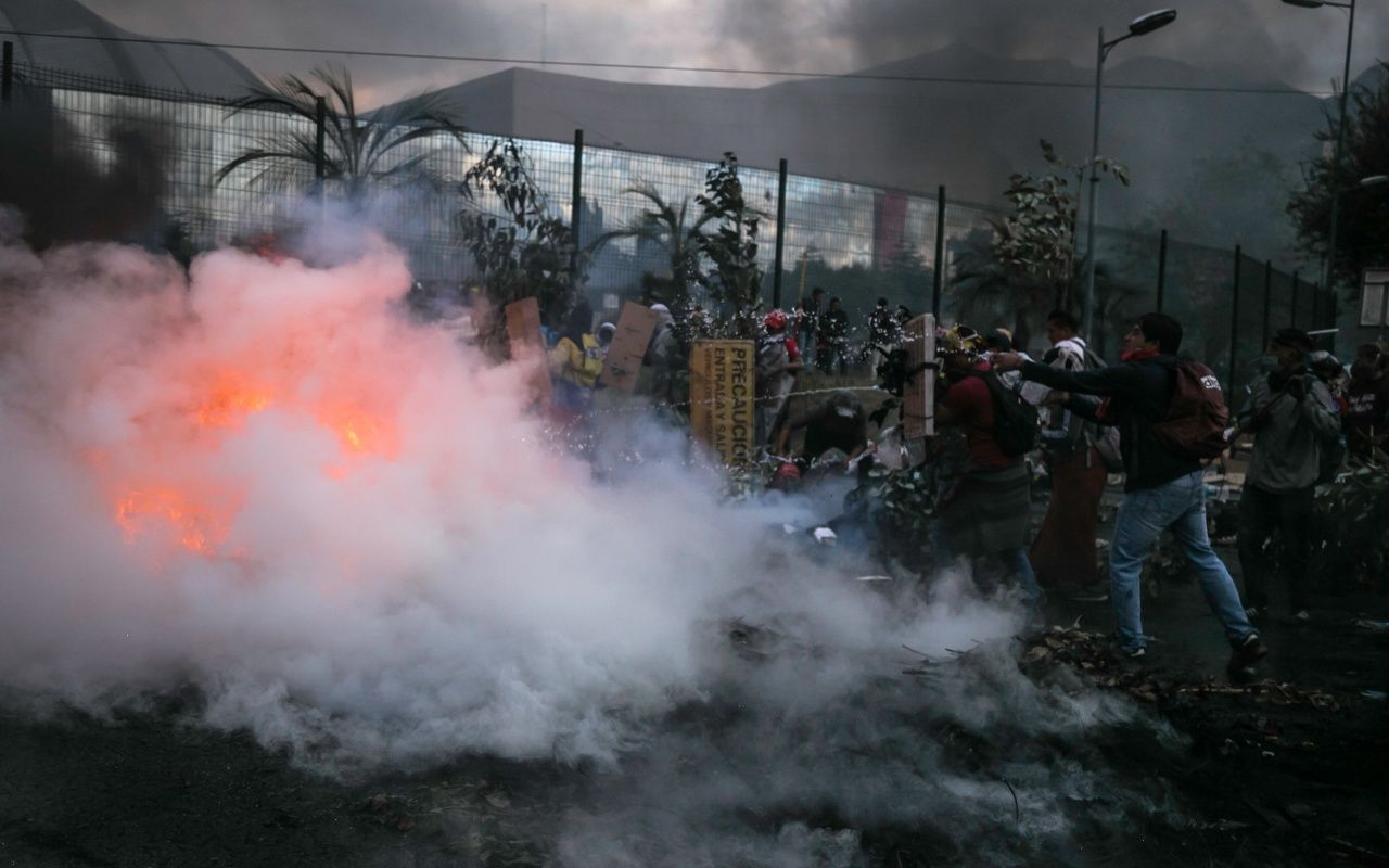 Sokağa çıkma yasağına rağmen protestolar sürüyor! 7