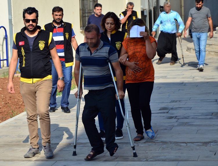 Fuhuş yaparken basıldılar! 8