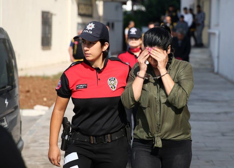 Fuhuş yaparken basıldılar! 24