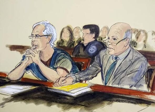 Prens Andrew'le ilişkiye zorlandı! Kanama geçirdi 7