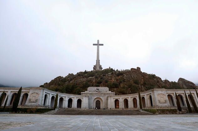 Diktatör Franco'nun naaşı Madrid'e taşınıyor! 20