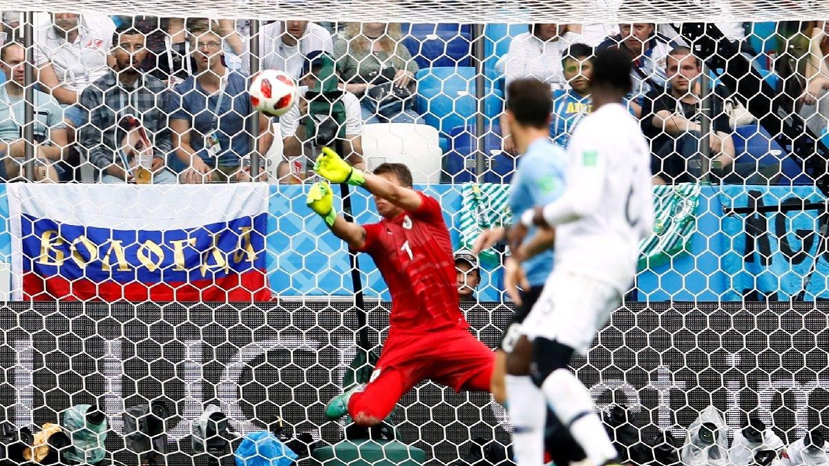Muslera, yediği golde 'bilimsel olarak' hatasız! 2