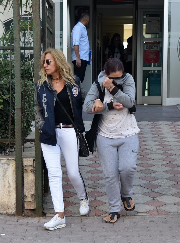 Yabancıları hedef alan pazar çetesi çökertildi! 4