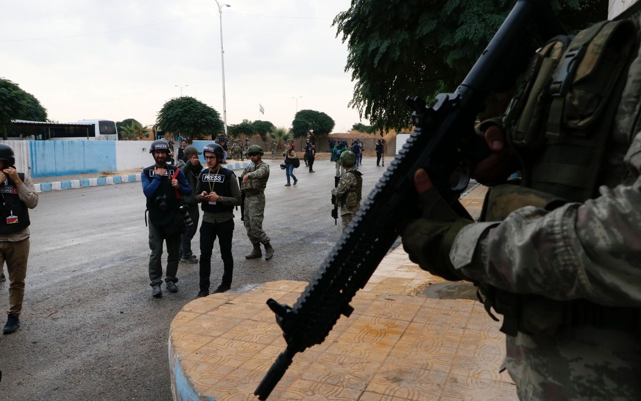 TSK, Tel Abyad halkının yaralarını sarıyor! 15
