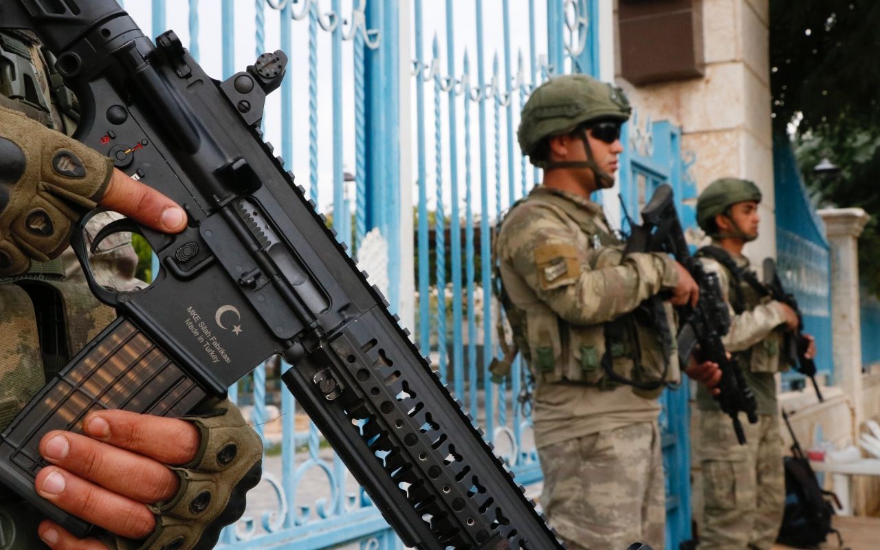 TSK, Tel Abyad halkının yaralarını sarıyor! 20