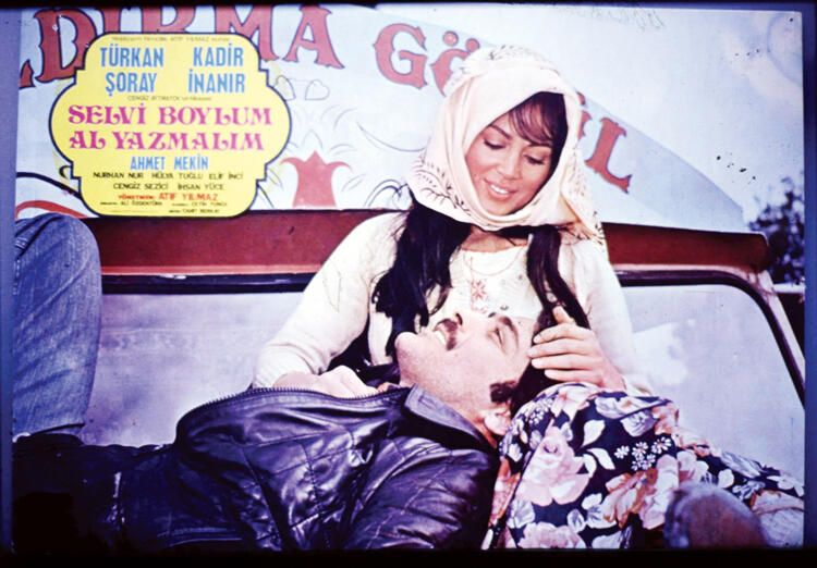 "Hülya dudağımdan, Neslihan burnumdan öptü!" 17