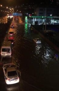 Karadeniz Sahil Yolu göle döndü! 7