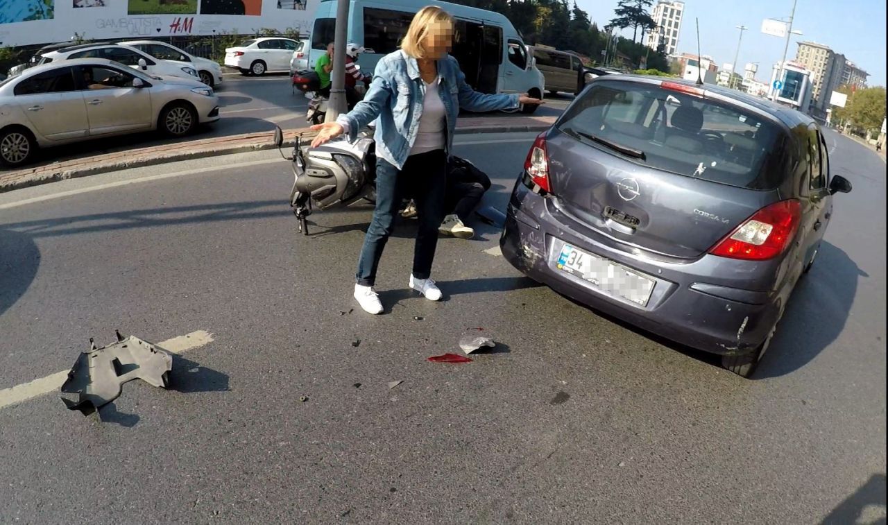 Kaza sonrası yaptıkları pes dedirtti! 2