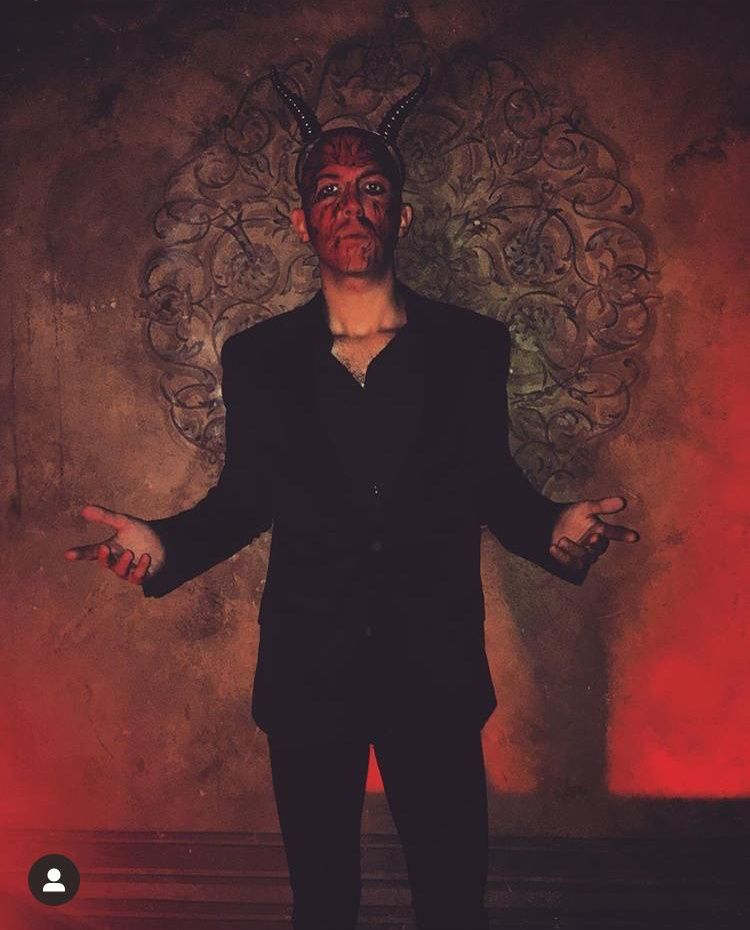 Türk jet sosyetesi "satanist ayin" yaptı! 6