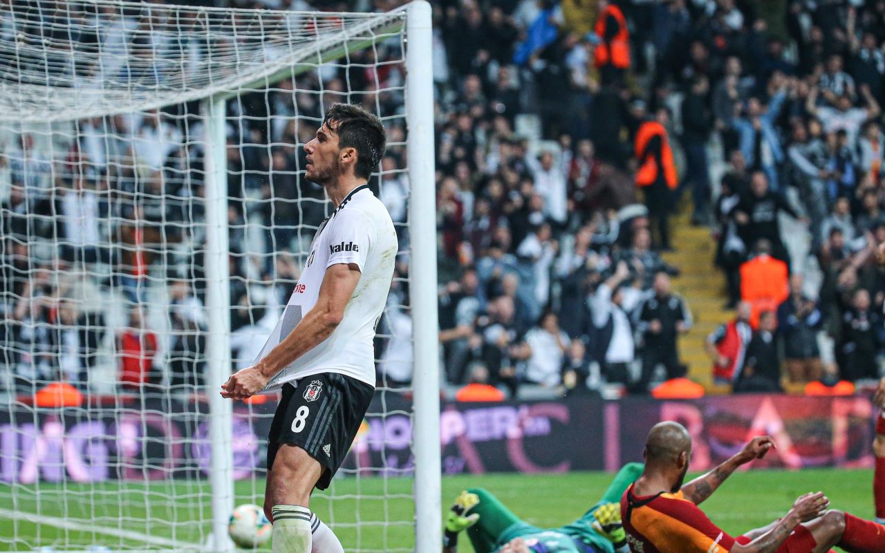 Hukuk bilgisi sayesinde Beşiktaş'a transfer oldu! 6