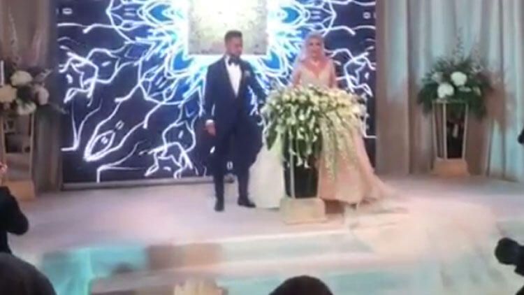 Selin Ciğerci ile Gökhan Çıra dünya evine girdi! 1