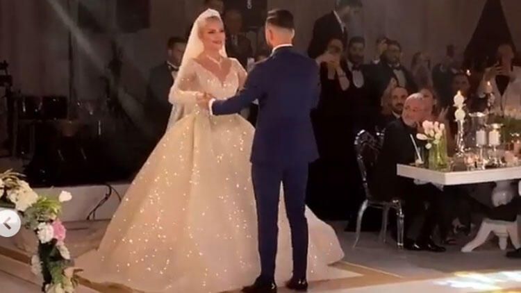 Selin Ciğerci ile Gökhan Çıra dünya evine girdi! 7