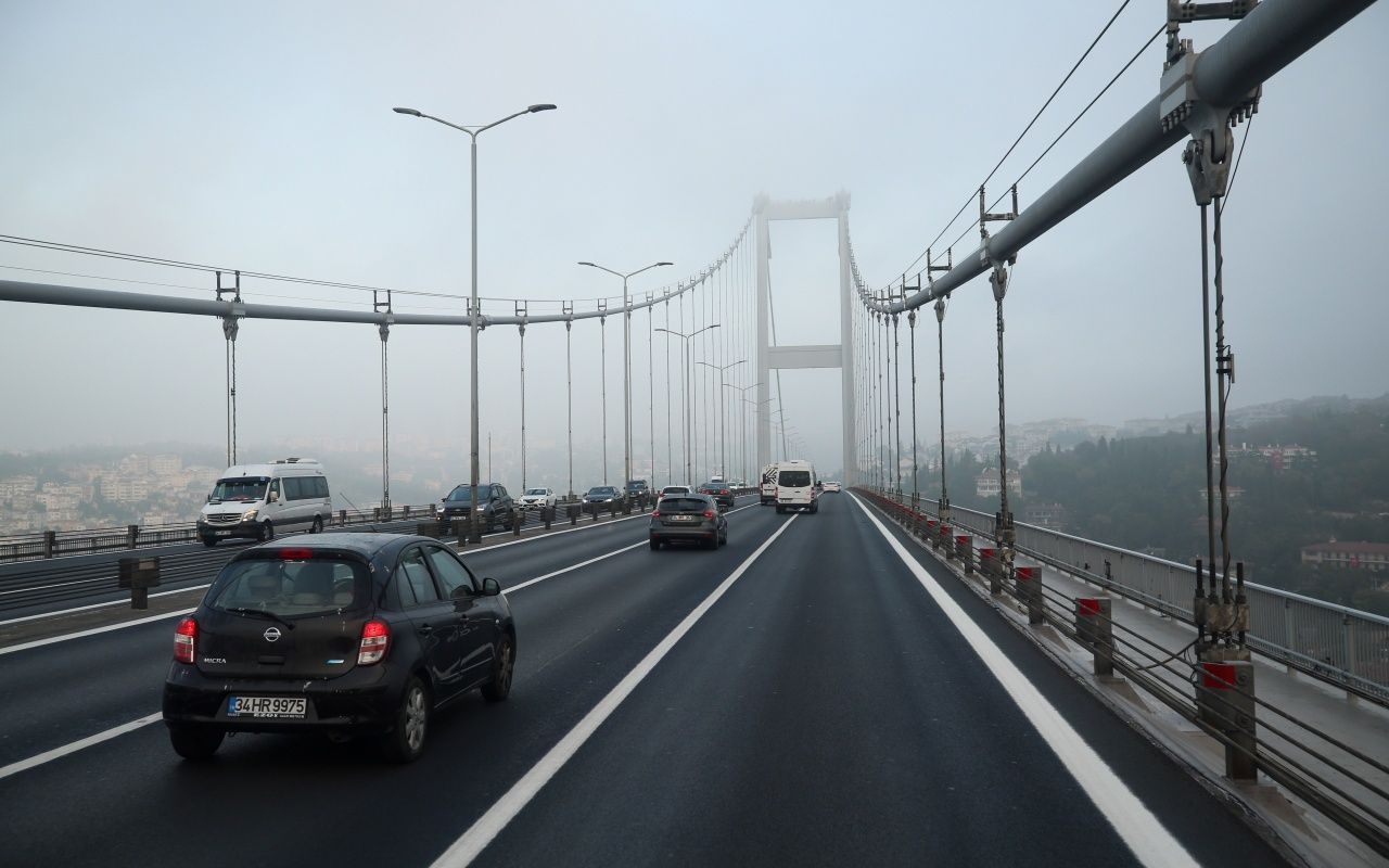 İstanbul yoğun sise teslim oldu! 13