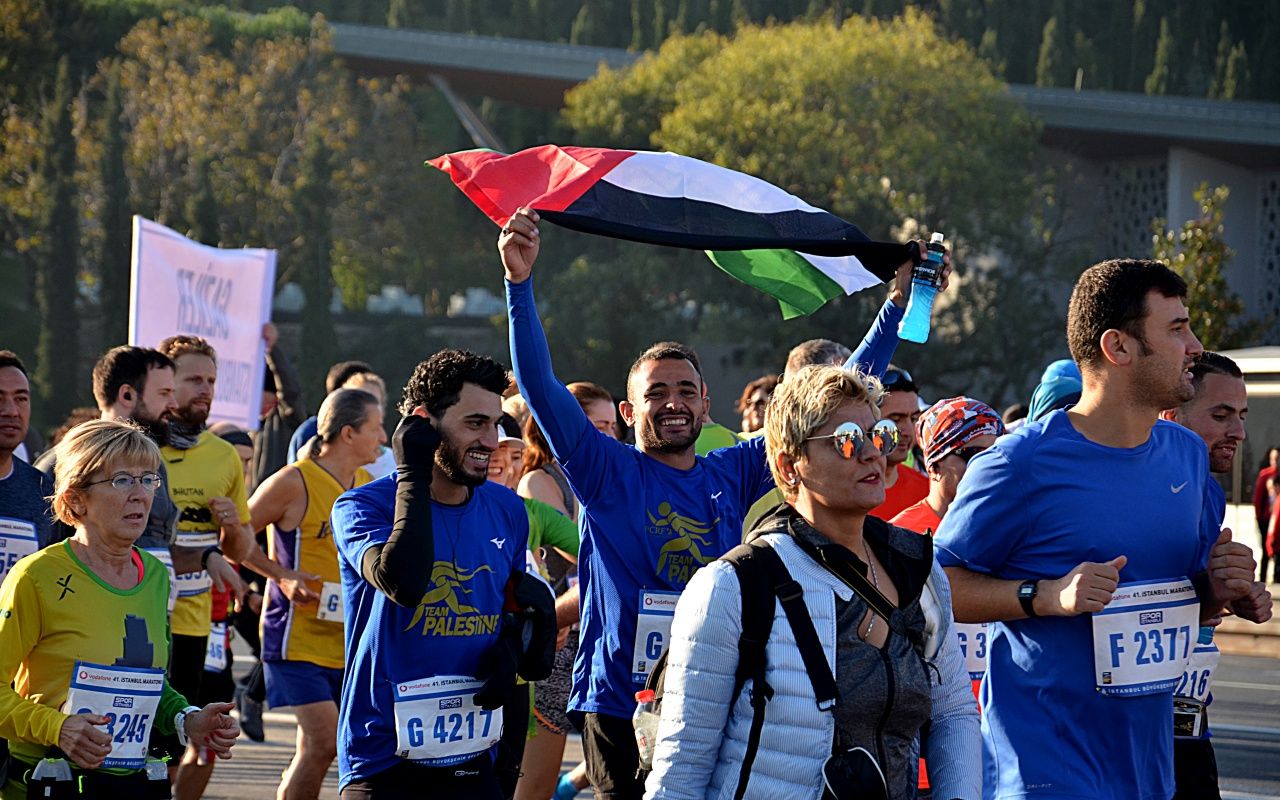 Vodafone 41. İstanbul Maratonu koşuldu! 21