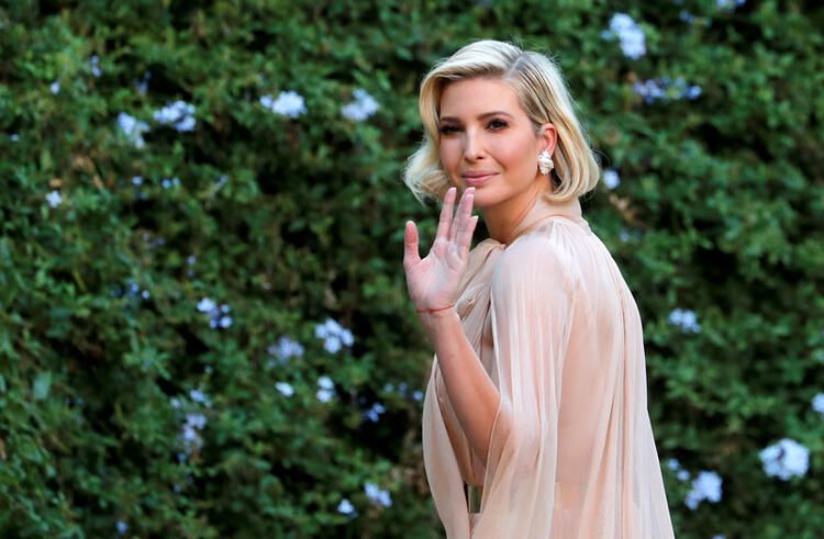 Ivanka Trump'ın elini öptü dünya gündemine girdi! 22
