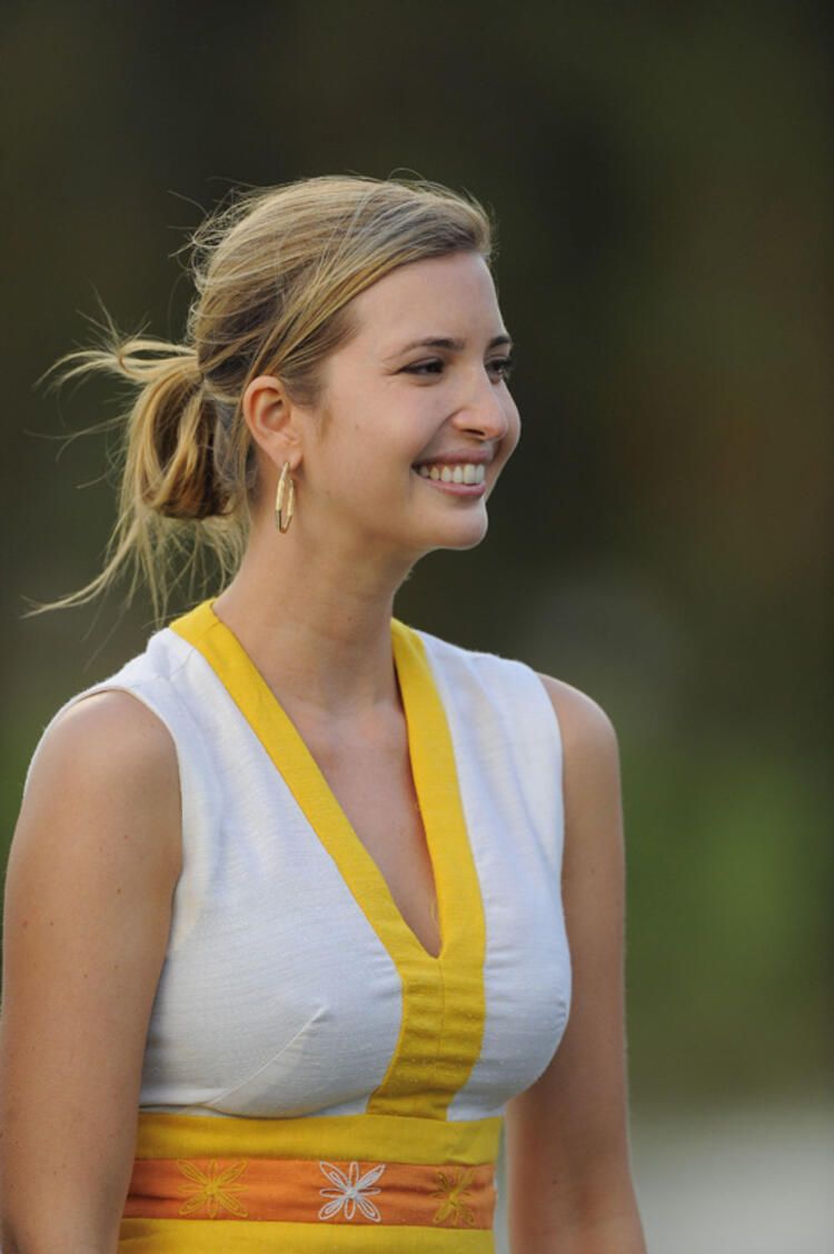 Ivanka Trump'ın elini öptü dünya gündemine girdi! 40
