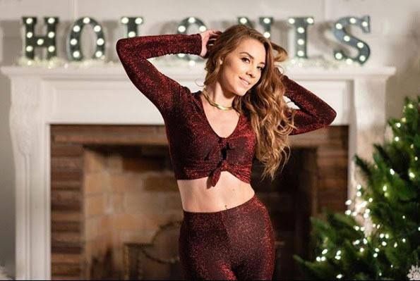 Playboy modeline büyük şok! Köpek zinciriyle bağlayıp... 4