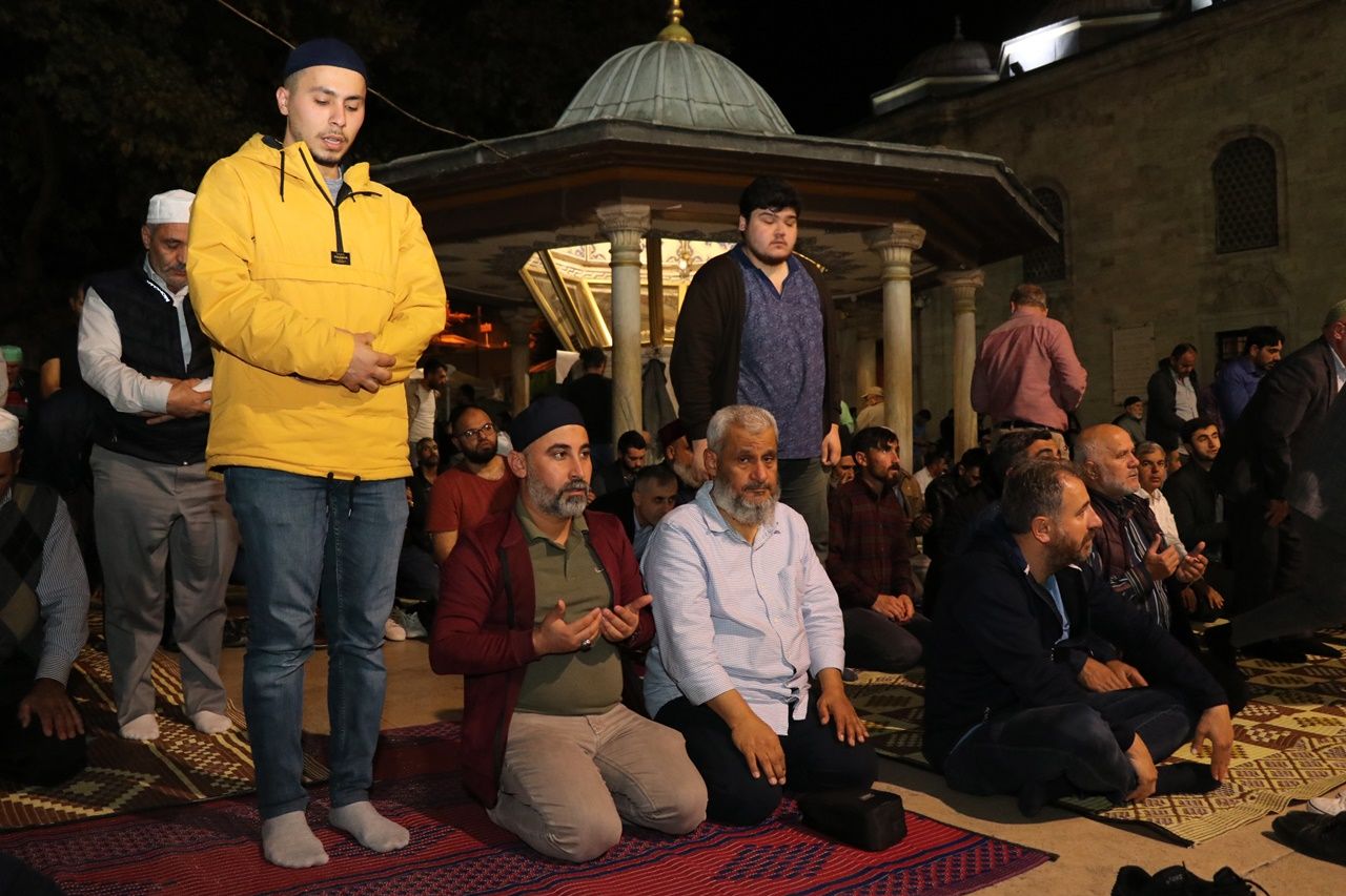 İstanbul'da Mevlit Kandili idrak edildi! 2