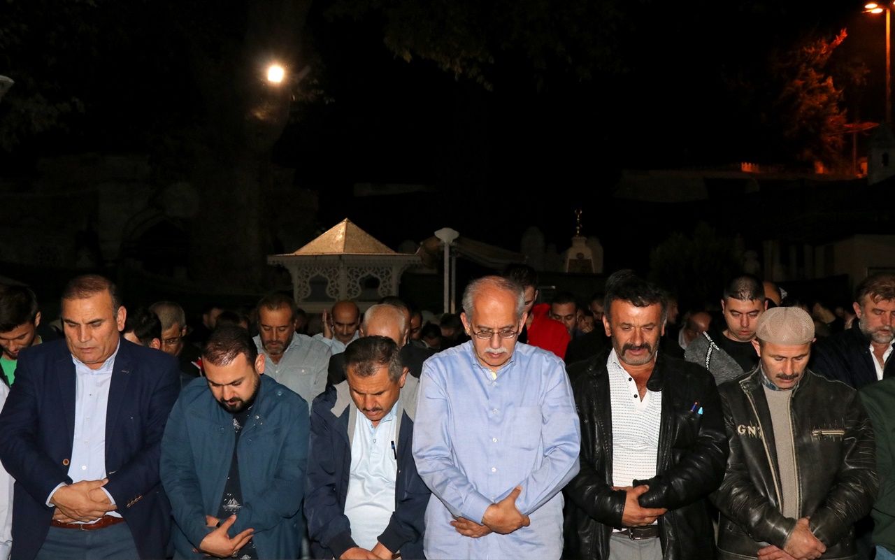 İstanbul'da Mevlit Kandili idrak edildi! 8