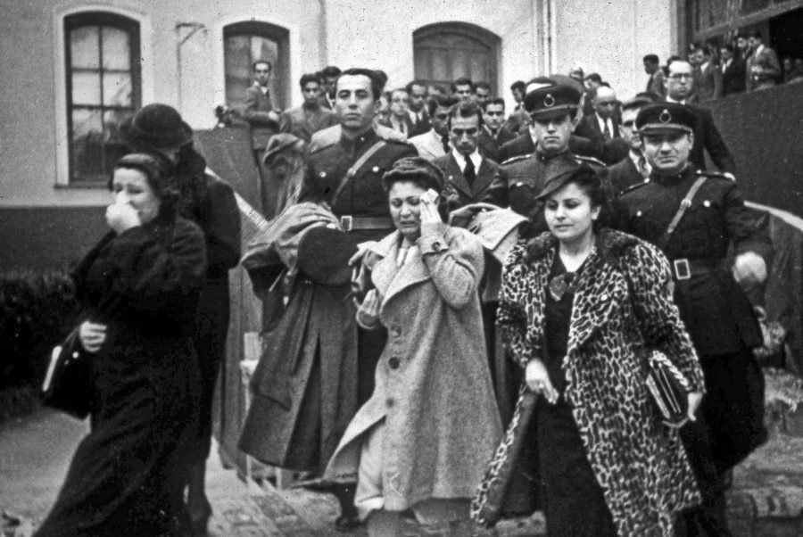 Atatürk'ün cenazesinden yayınlanan fotoğraflar 3