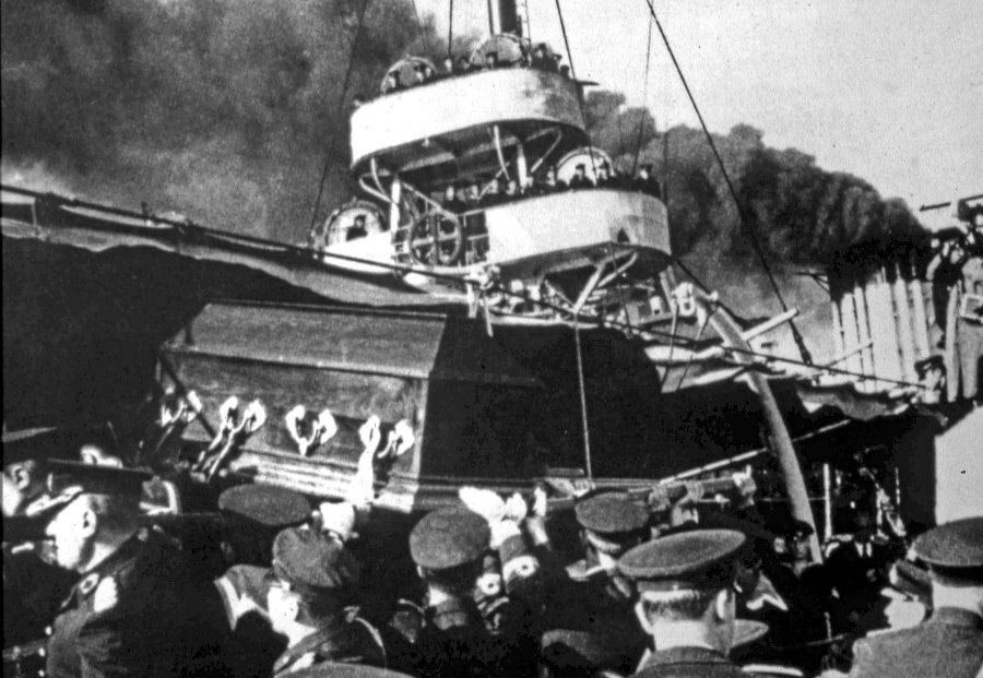 Atatürk'ün cenazesinden yayınlanan fotoğraflar 5