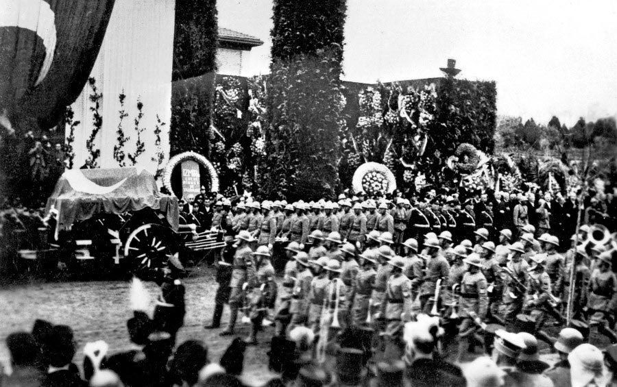 Atatürk'ün cenazesinden yayınlanan fotoğraflar 7