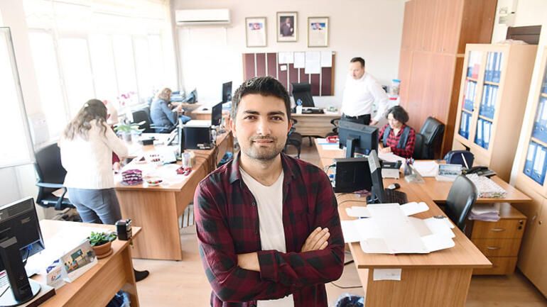 Hizmetliydi öğretmen oldu! Hedefi bakan olmak... 5