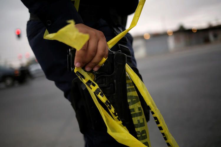 Vahşet! Öldürdüler, parçaladılar, sonra da poşetlerle otoyola attılar... 11
