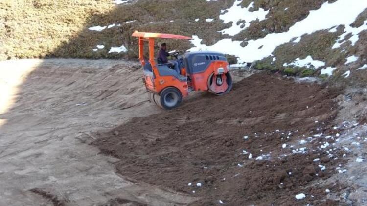 Yaylada yaşayanlar Dipsiz Göl'ün kapatılmasını istedi! 21
