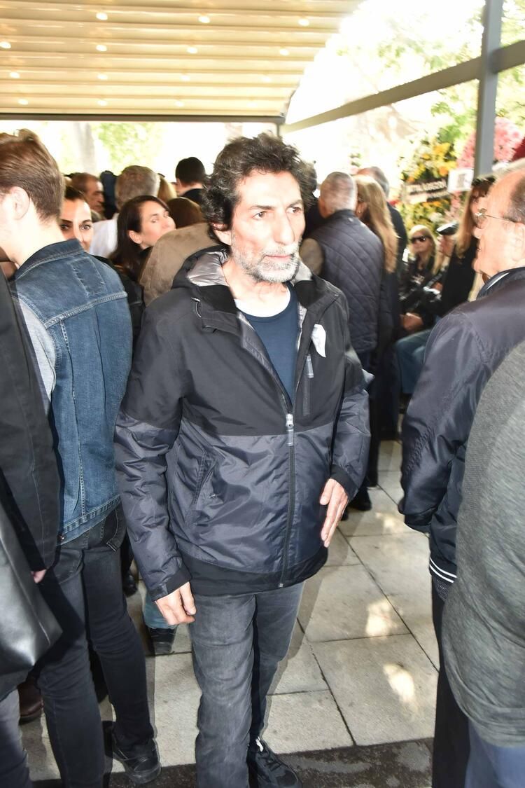 Yıldız Kenter'in cenaze töreninden kareler! 36