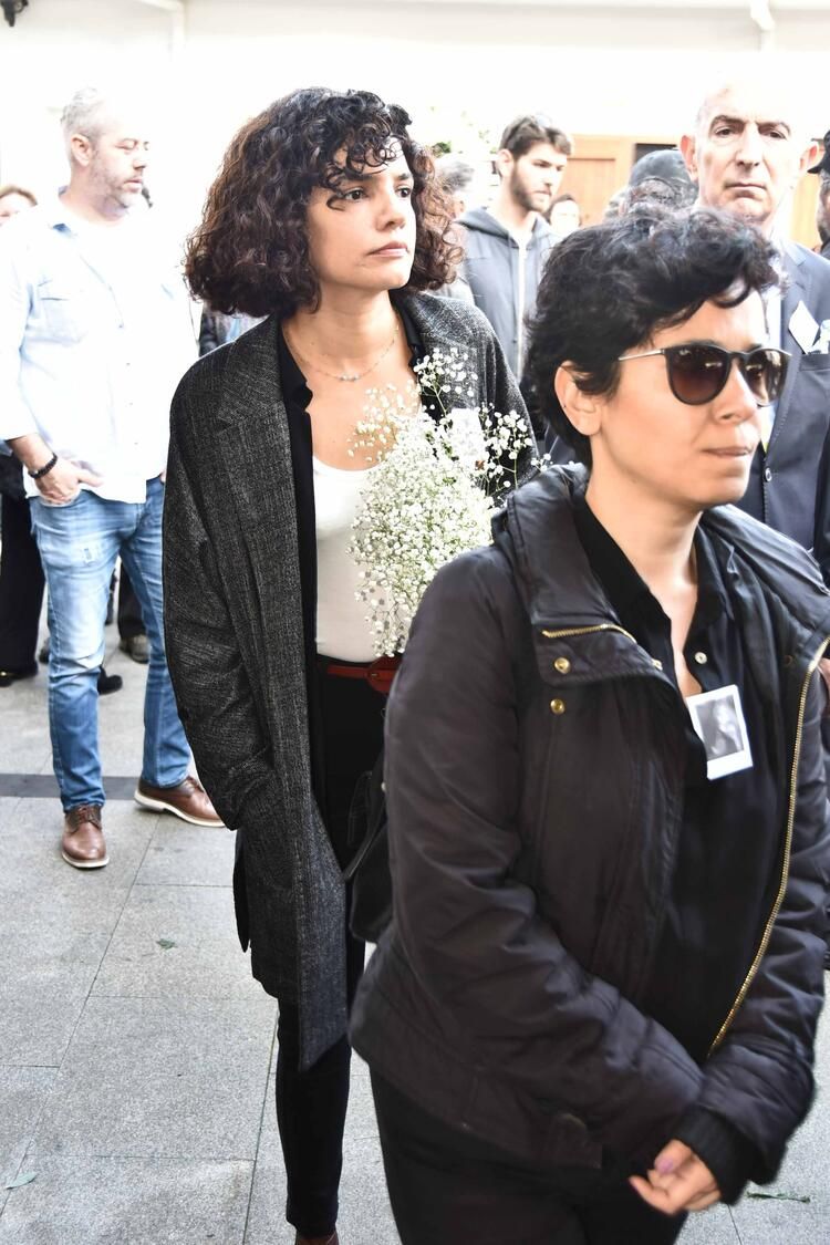 Yıldız Kenter'in cenaze töreninden kareler! 30