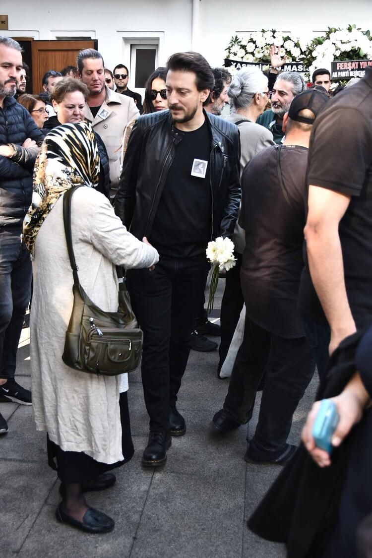 Yıldız Kenter'in cenaze töreninden kareler! 27