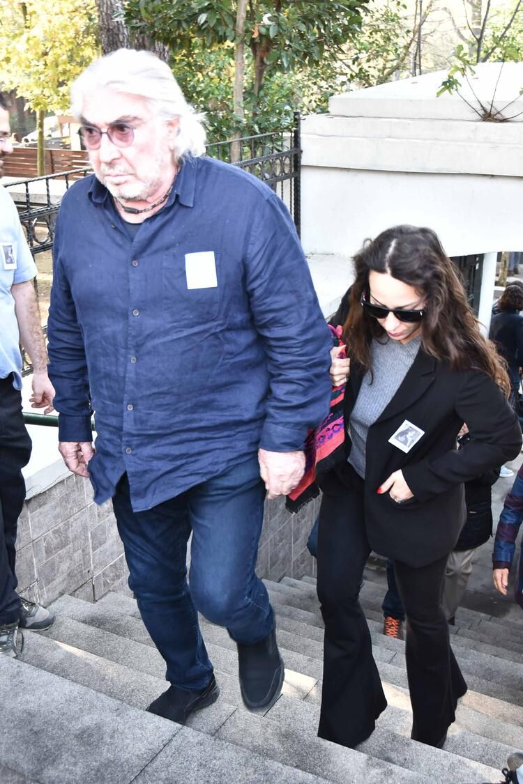 Yıldız Kenter'in cenaze töreninden kareler! 29
