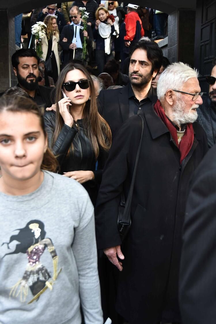Yıldız Kenter'in cenaze töreninden kareler! 21