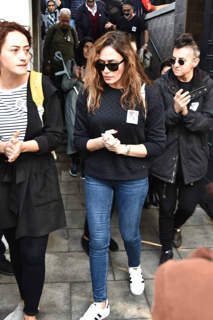 Yıldız Kenter'in cenaze töreninden kareler! 23