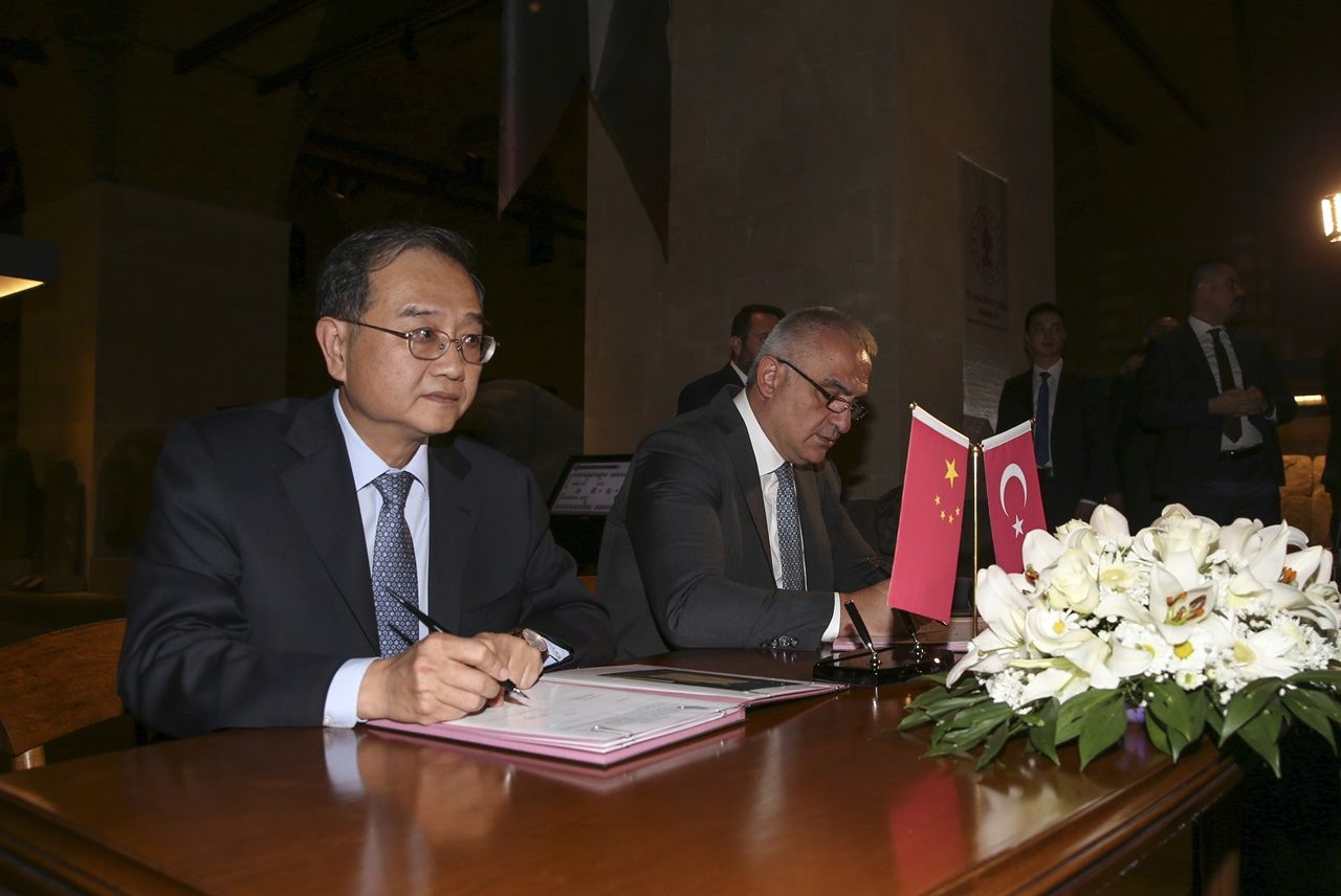 Bakan Ersoy tarafından Çin'e teslim edildi! 9