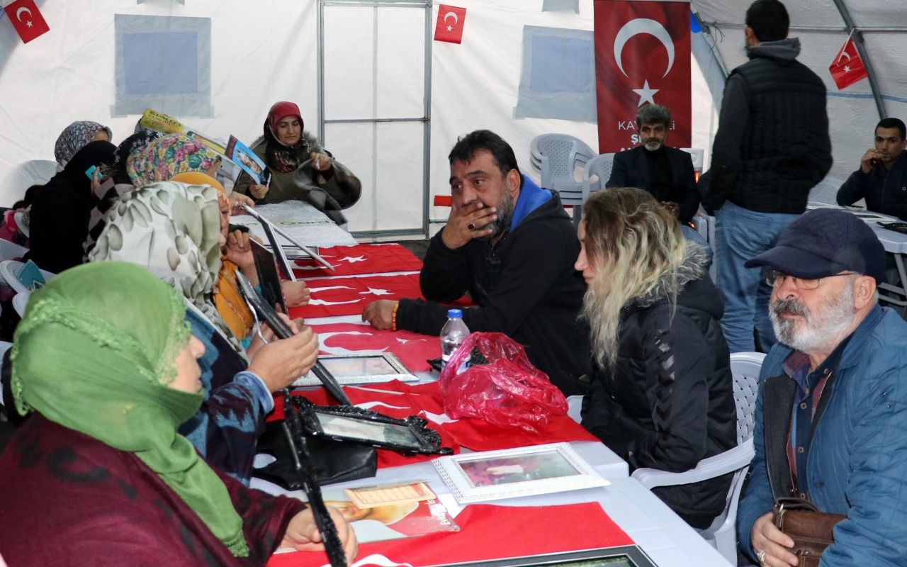 Sanatçılardan Diyarbakır annelerine destek 2