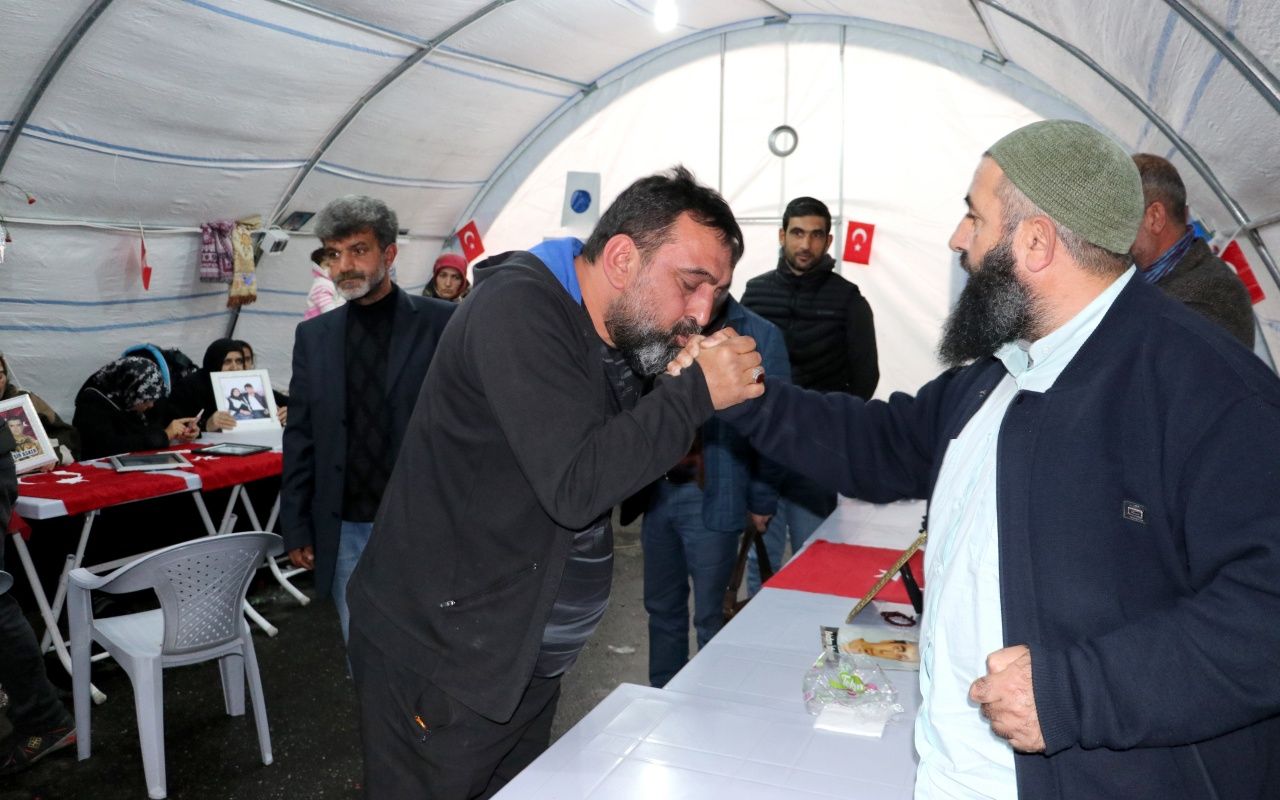 Sanatçılardan Diyarbakır annelerine destek 6